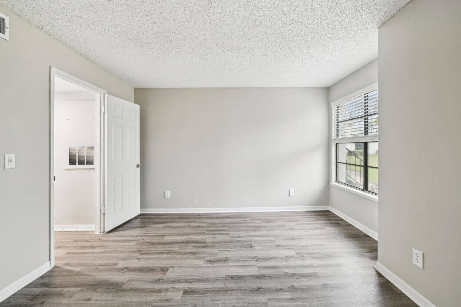 34 print 3123 panama drive 016