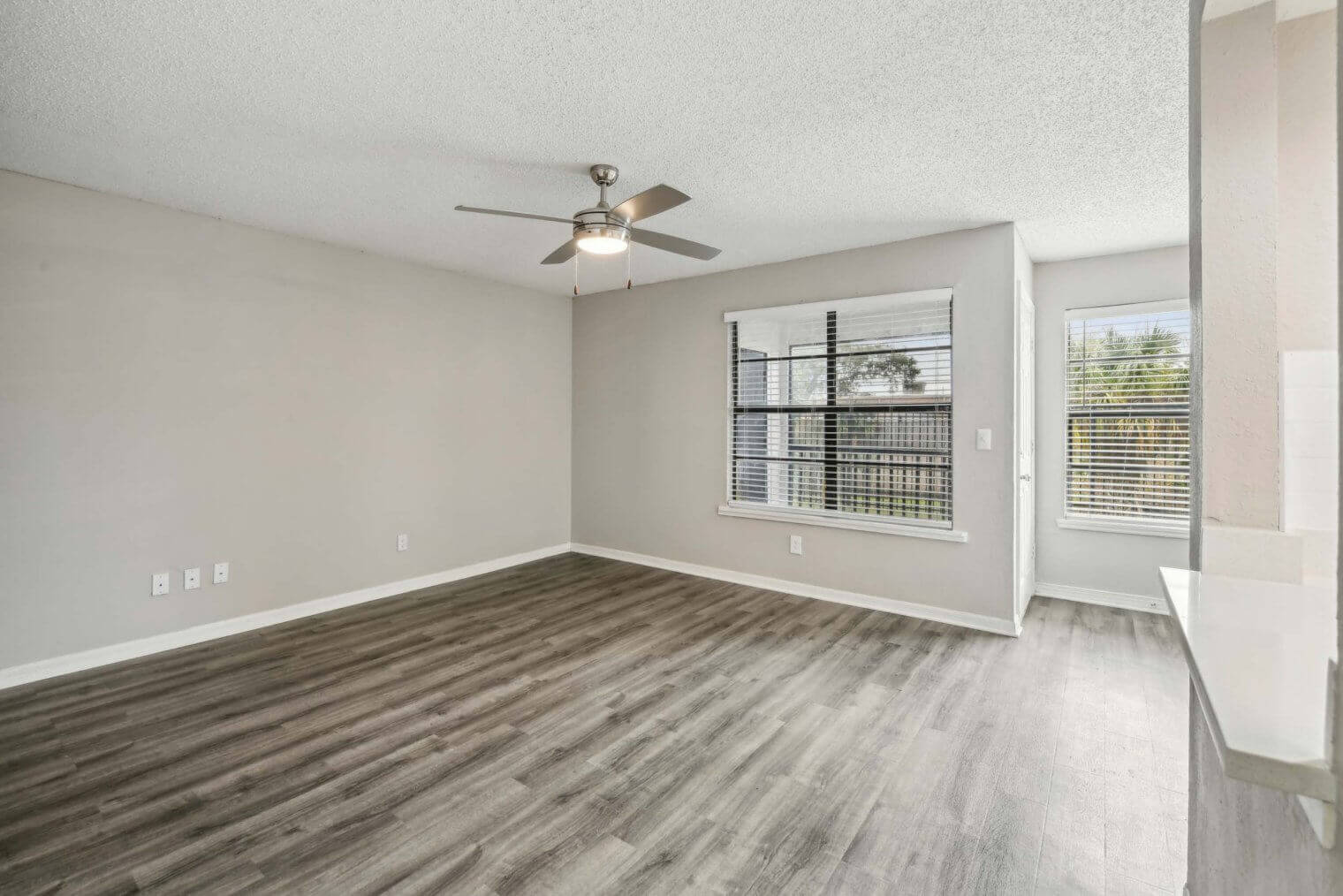 38 print 3123 panama drive 020