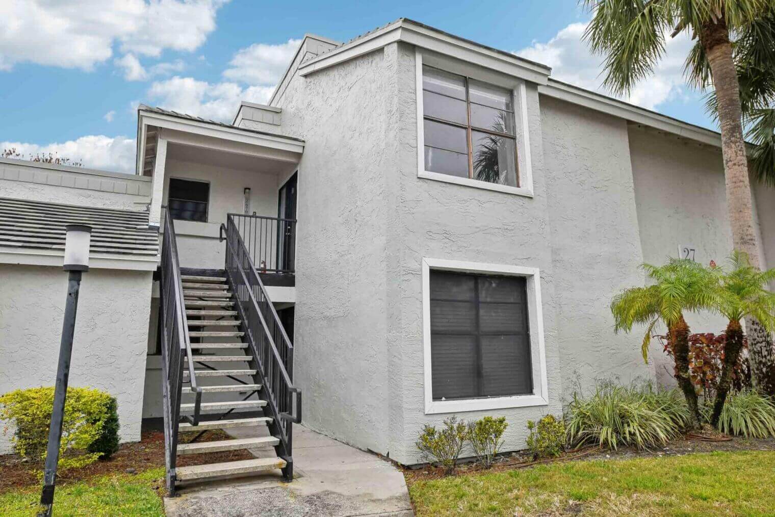 44 print 2760 trinidad circle 003
