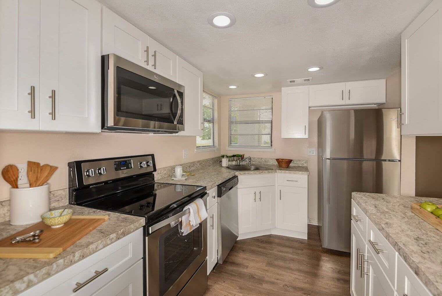 kitchen apartments in melbourne fl